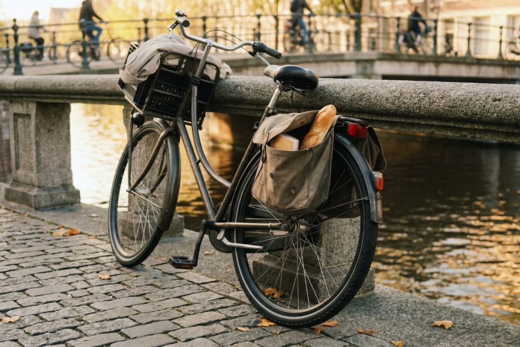 pneu velo garé